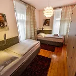 Oh客房公寓 招待所 卢布尔雅那