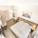 Oh客房公寓 3*