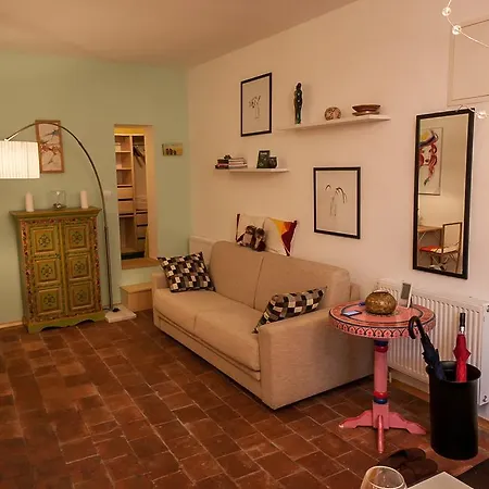 Oh & Gostinjska kuća 3*
