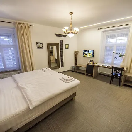 Pensión Oh & Liubliana