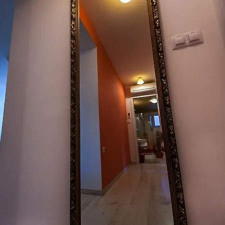 Oh & Hiša za goste 2*